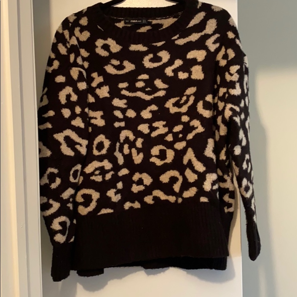 Zara Knit leopard sweater